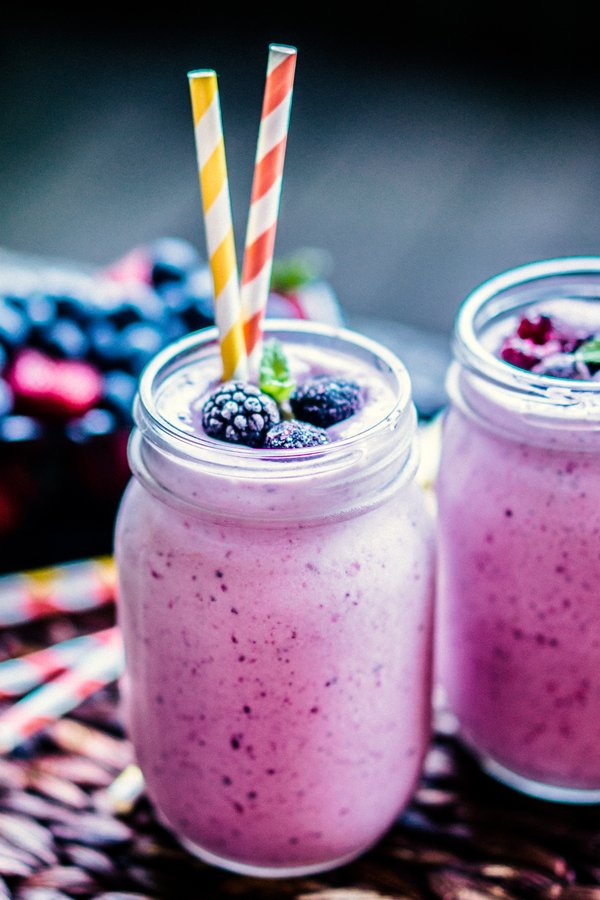 Blueberry Almond Milk Shake