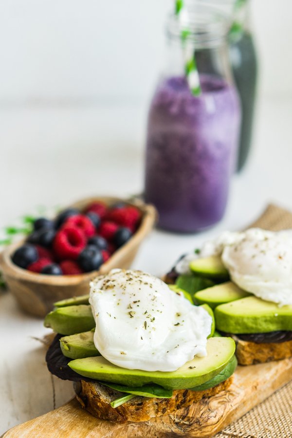 Blueberry Avocado Salad