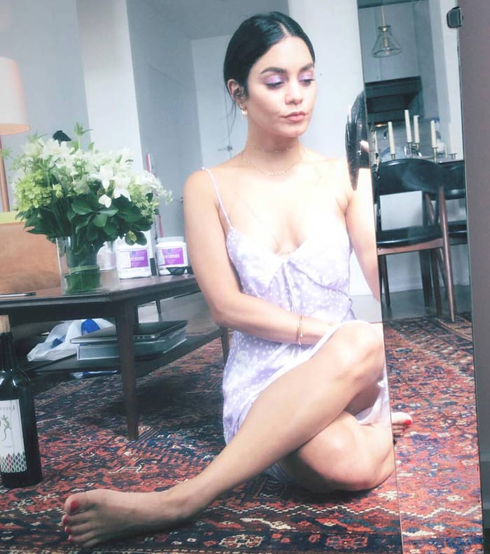 vanessa hudgens feet 14