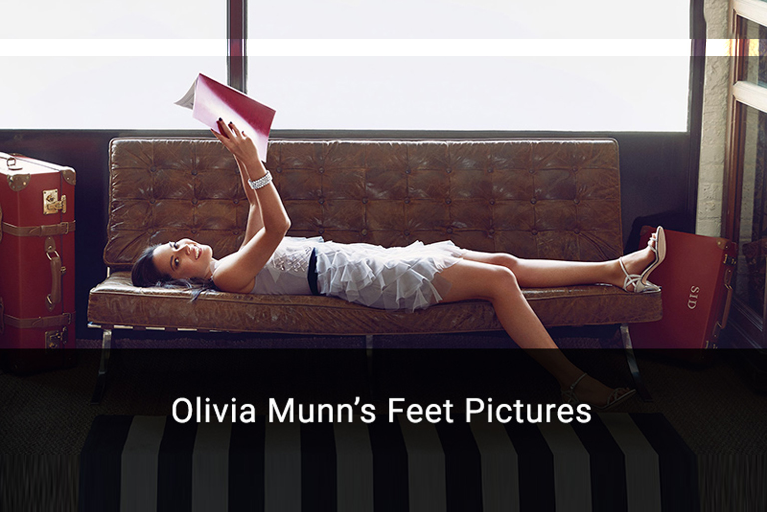 olivia munn feet